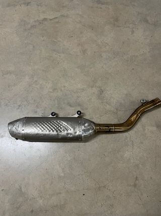 Línea Completa Akrapovic