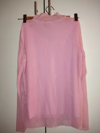 Maglia rosa con brillantini