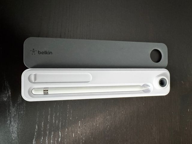 Apple Pencil 1ª Gen + Estuche Belkin