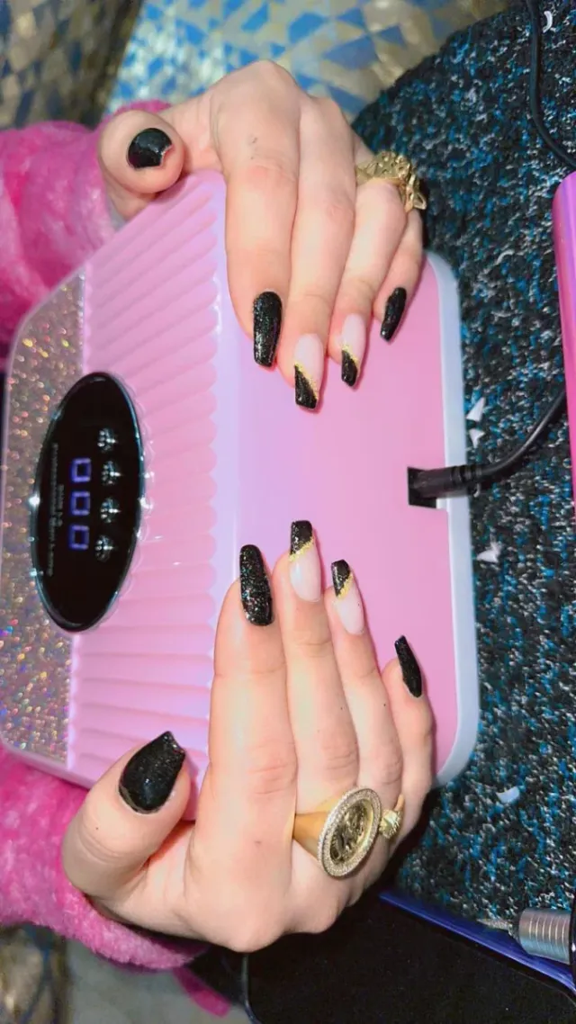 Uñas de gel, acrílico.... Buen precio