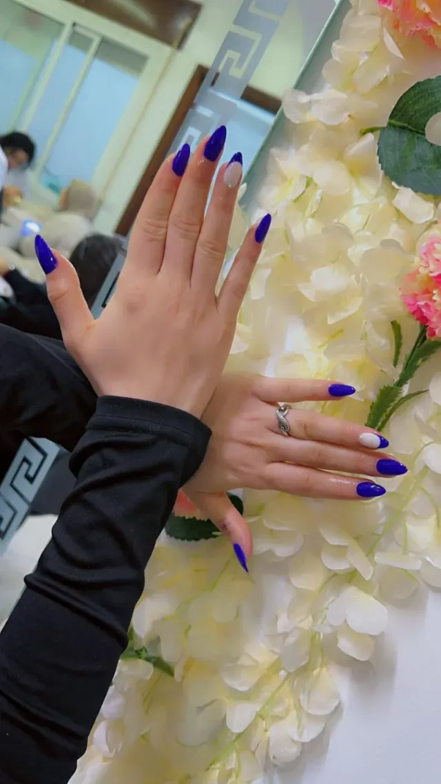 Uñas de gel, acrílico.... Buen precio