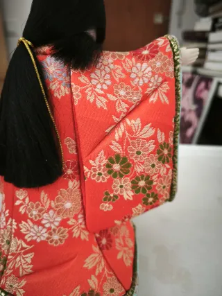 Muñeca japonesa tradicional Ningyo