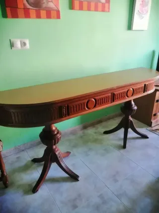 Mesa de comedor de madera maciza
