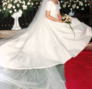Vestido de Novia Marfil o Crudo Talla 38-40
