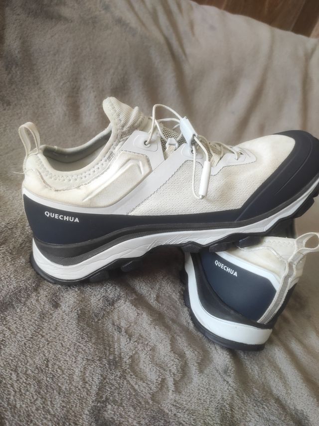 Zapatillas Quechua Azul y Blanco