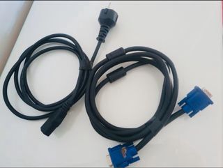 - Monitor Dell 
- Pantalla de 15.6 
- Negro