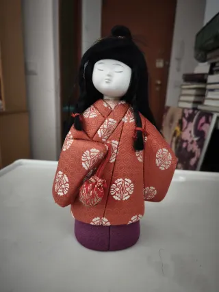 Muñeca japonesa Ningyo tradicional