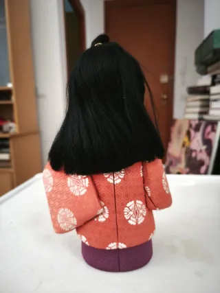 Muñeca japonesa Ningyo tradicional
