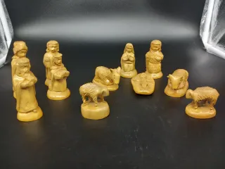 Presepe artigianale in legno d'ulivo 11 pezzi