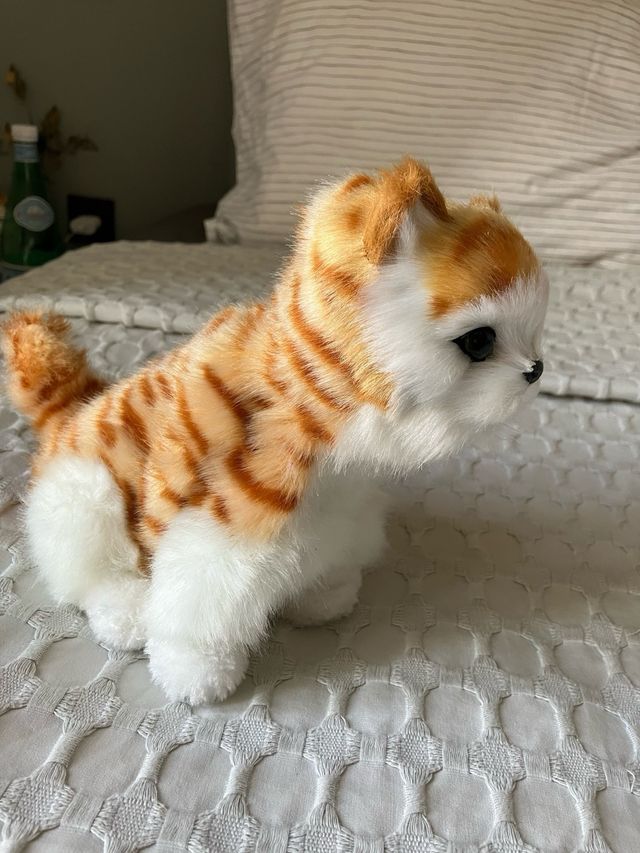 Peluche gato naranja y blanco interacivo 