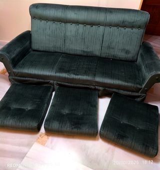 Sofá y 2 sillones de terciopelo verde