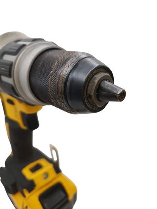 TALADRO ATORNILLADOR DEWALT DCD996 + 2 BATERIAS + CARGADOR + MALETIN