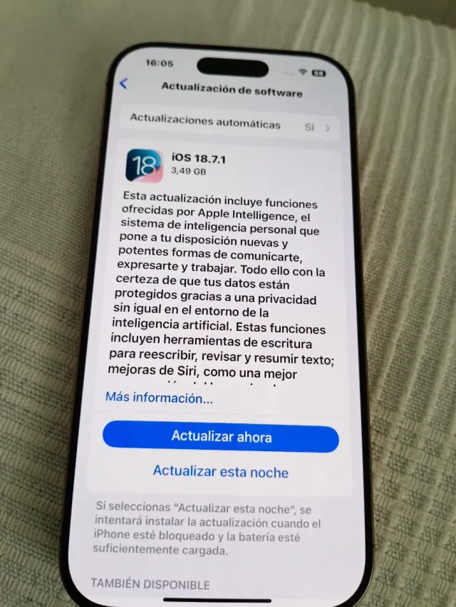 iPhone 16 Pro 128GB Titanio Desierto