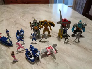 Power Rangers Giocattoli Vari sono 6 collezioni