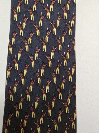 CORBATA DE SEDA DE HOMBRE. EL CORTE INGLÉS