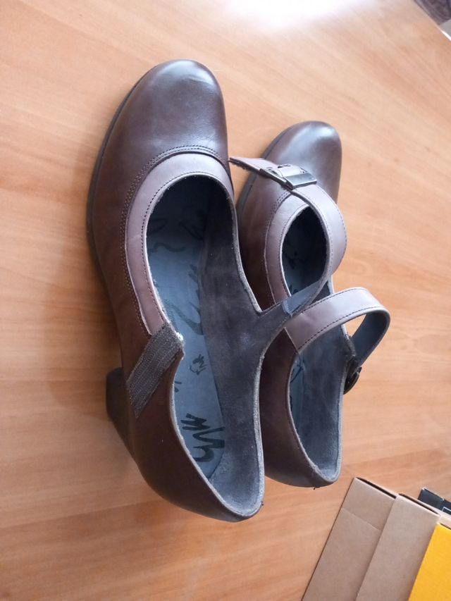 Zapatos marca Pitillos Marrones Talla 40 - 41