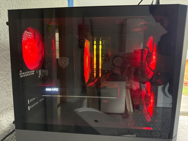 ordenador Gaming i5 16GB RAM + Monitor Curvo 27