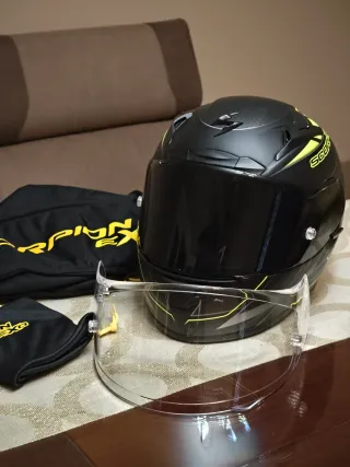Casco Scorpion Exo 2000 Air Negro/Amarillo talla S