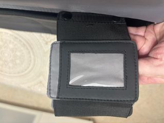 Maletín portátil Belkin negro y gris