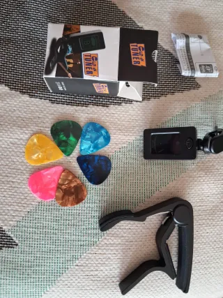 Guitarra Clásica Admira Pack sin usar