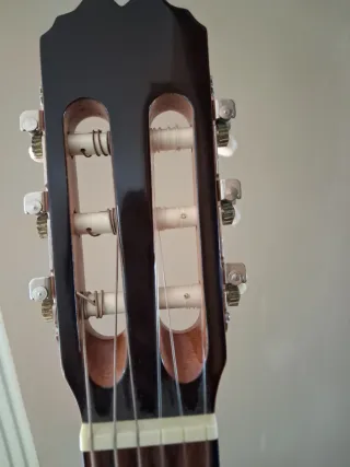 Guitarra Clásica Admira Pack sin usar