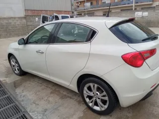 Alfa Romeo Giulietta 2015