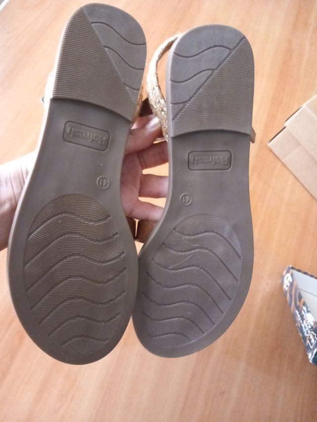 Sandalias Refresh Beige y Marrón