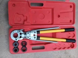 Herramienta de crimpado con maletín