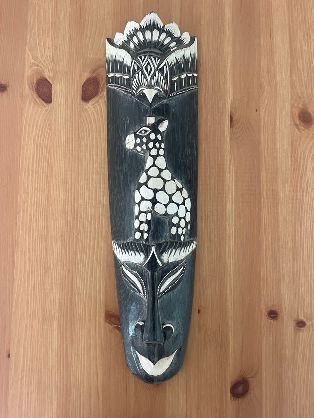 Máscara Africana Jirafa Tallada 50cm