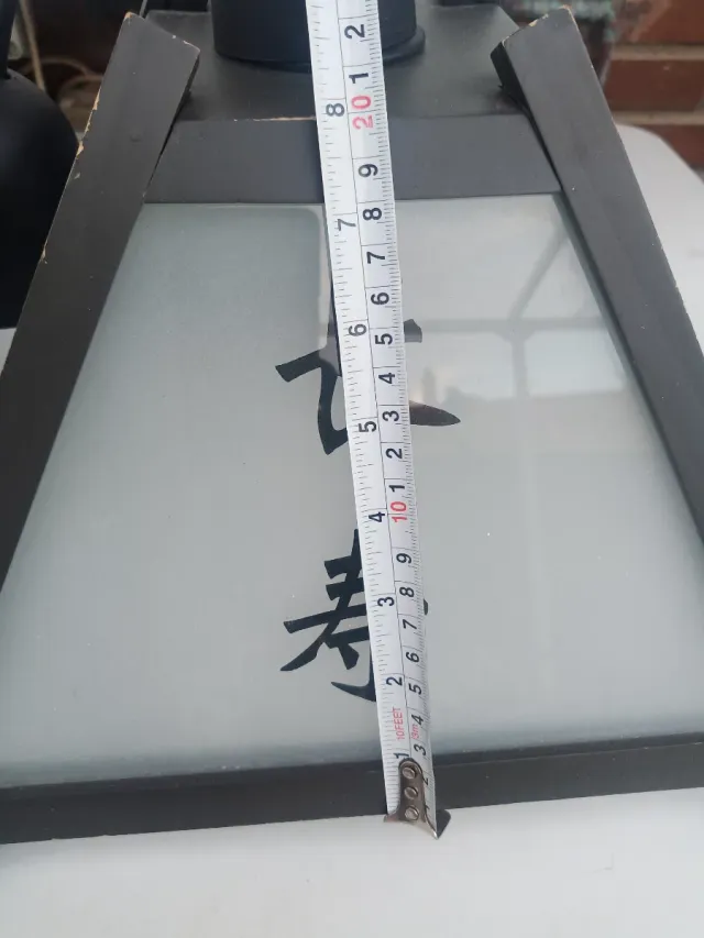 Lámpara colgante con caracteres chinos