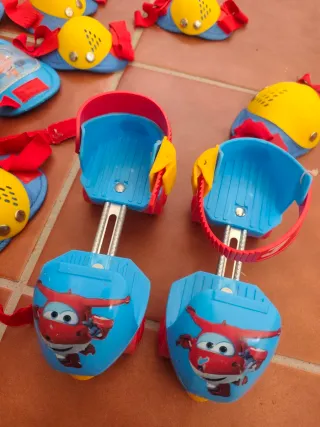 Patines ajustables Super Wings y protecciones