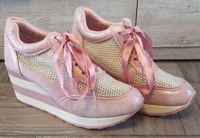 Deportivas plataforma talla 41