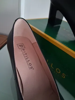 Tacones Pitillos Negros
