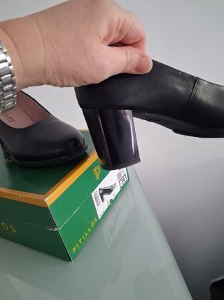 Tacones Pitillos Negros