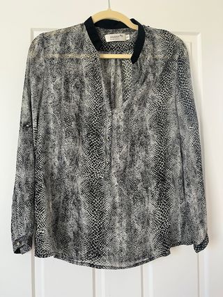 Camisa gasa ANANY estampado serpiente talla M