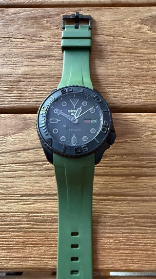 Reloj Seiko Monstraps Caucho Negro/Verde