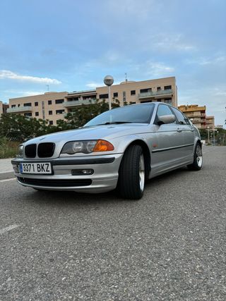BMW Serie e46 2001