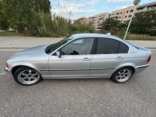 BMW Serie e46 2001