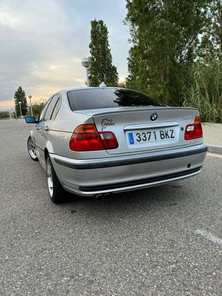 BMW Serie e46 2001