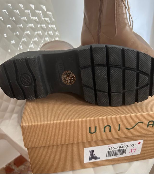 Botines Uida Beige/Negro Talla 37