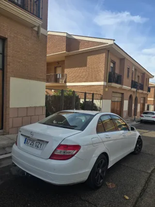 Mercedes-Benz Clase C 2010