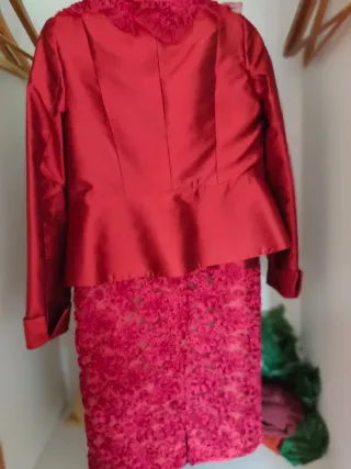 Conjunto chaqueta y vestido rosa