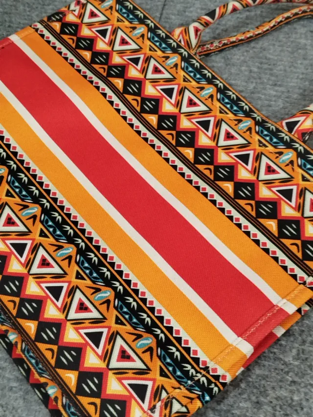 Bolso Capazo Estampado Geométrico