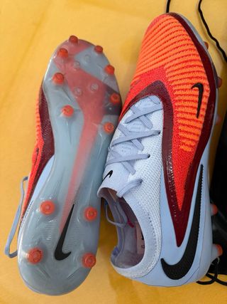 Botas de fútbol Nike Phantom