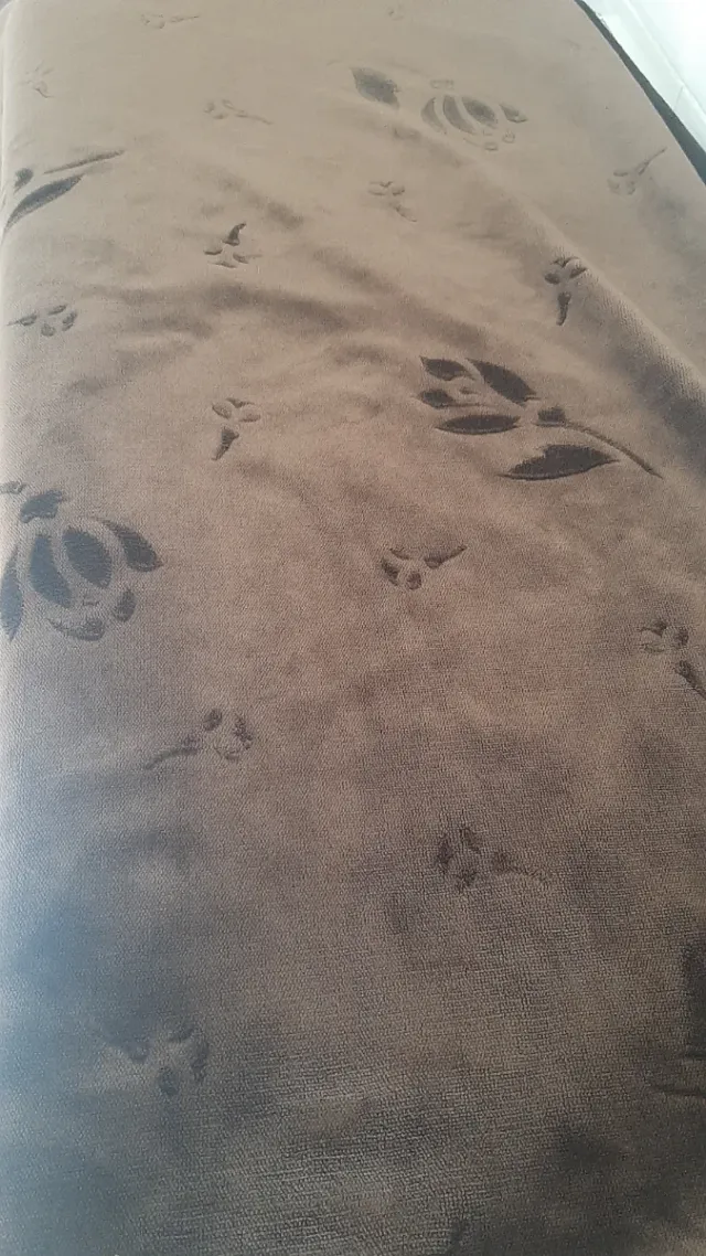 Faldillas de mesa terciopelo marrón