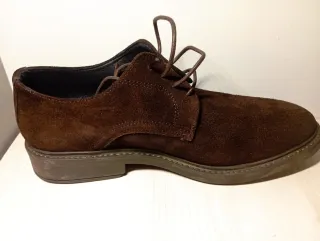 Scarpe eleganti in pelle scamosciata marroni