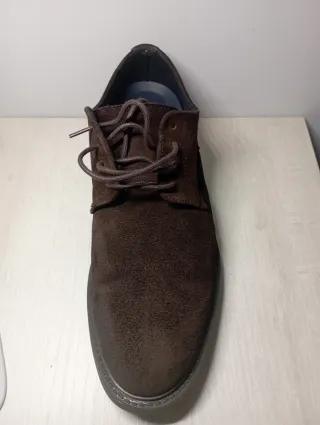 Scarpe eleganti in pelle scamosciata marroni