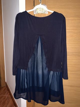 Camiseta Lola Casademunt azul y blanca