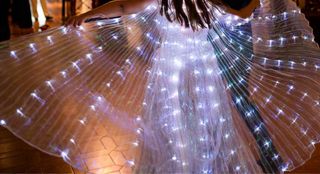 Capa de fiesta con luces LED, de novia