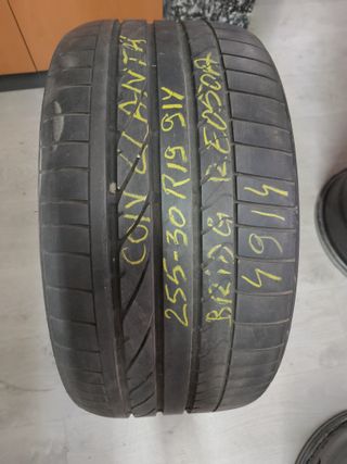 Llanta 19 BMW con neumático